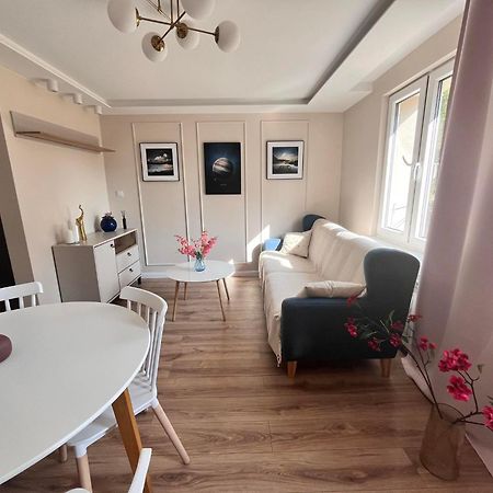 Prestige Apartment Bohaterow Warszawy Κίελτσε Εξωτερικό φωτογραφία
